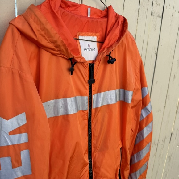 Moncler x Off-White Windbreaker - Picture 3 of 15